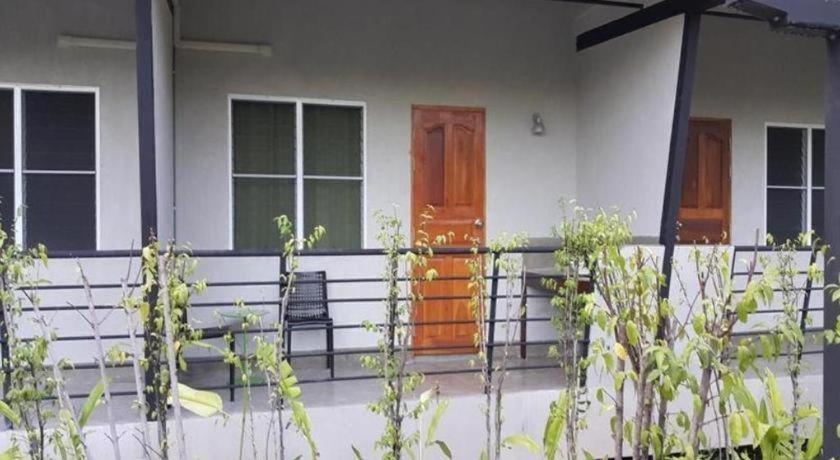 农布花园酒店 Nong Bua Lamphu 外观 照片